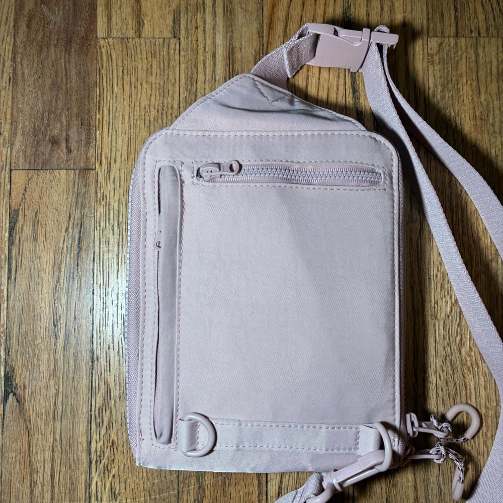 BEIS Sport Sling Atlas Pink - Picture 5 of 6